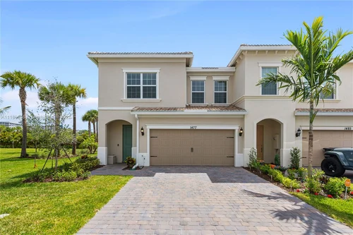 1477 Evergreen Ter # 1477, Hollywood FL 33021