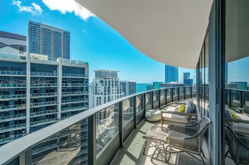 1000 Brickell Plz # 4809, Miami FL 33131