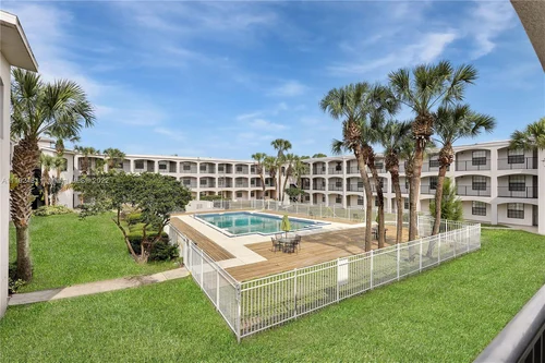 2323 McCoy # 813, Orlando FL 32809