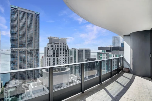 1000 Brickell Plz # 4603, Miami FL 33131