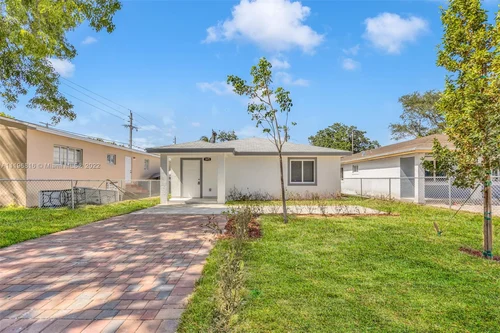 1075 NW 53 ST, Miami FL 33127
