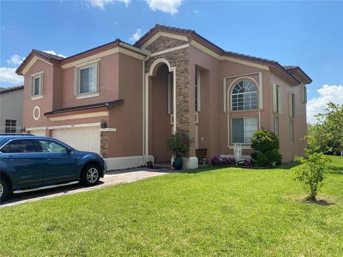 15662 SW 8th Ln, Miami FL 33194