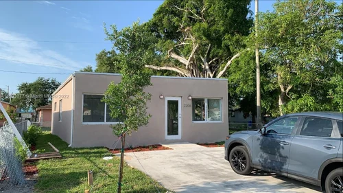 2202 Simms St, Hollywood FL 33020