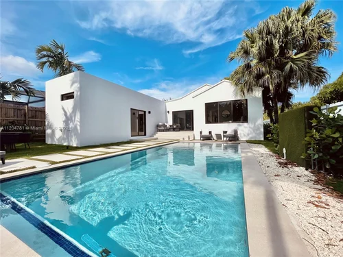 1520 SW 12th Ave, Miami FL 33129