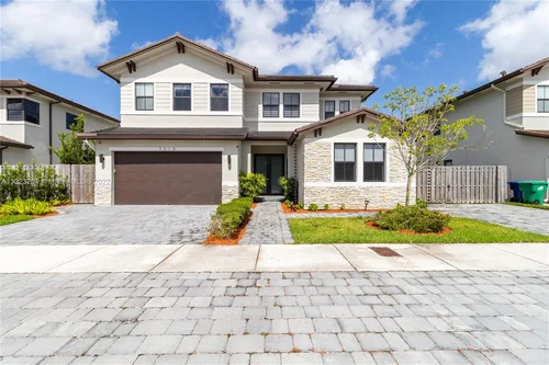 7310 SW 163rd Pl, Miami FL 33193