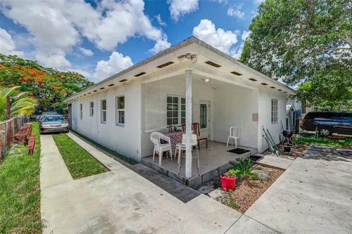 1027 NW 120th St, North Miami FL 33168