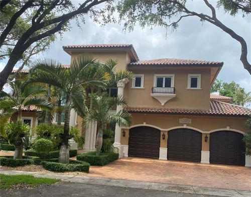 16260 NW 84th Pl, Miami Lakes FL 33016