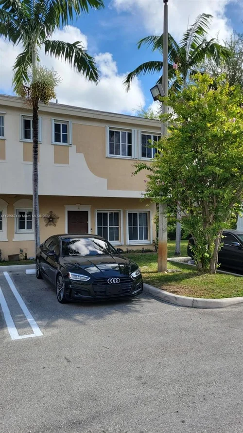 3924 SW 52nd Ave # C1, Pembroke Park FL 33023