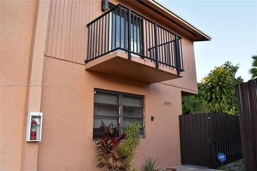 3431 SW 52nd Ave # 3431, Pembroke Park FL 33023