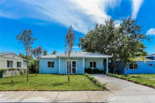 1460 NW 51st St, Miami FL 33142