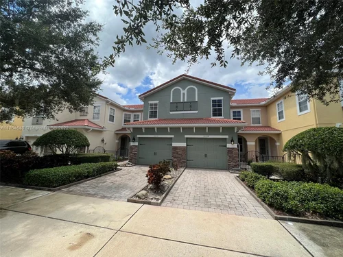10112 Fallsgrove St, Orlando FL 32836