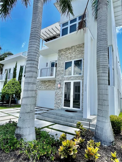 3349 NW 84th Ct, Doral FL 33122