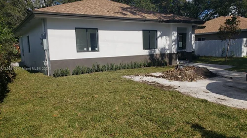 13601 NW 12th Ave, Miami FL 33168