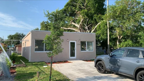 2339 Raleigh St, Hollywood FL 33020
