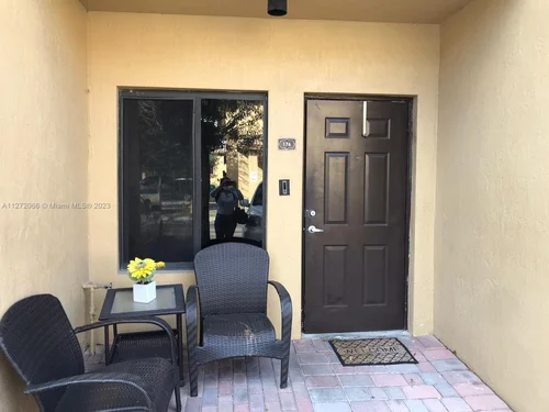 11115 W Okeechobee Rd # 176, Hialeah Gardens FL 33018