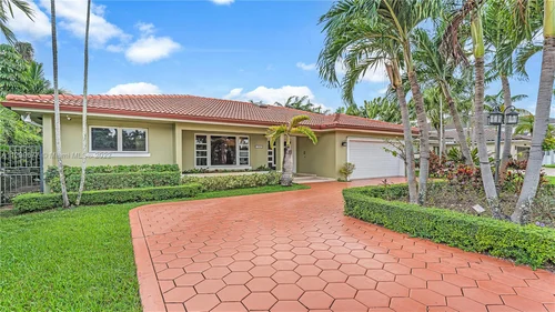 1240 Starling Ave, Miami Springs FL 33166