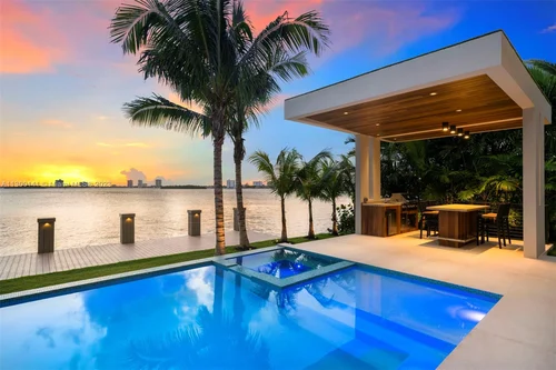 9530 W Broadview Dr, Bay Harbor Islands FL 33154