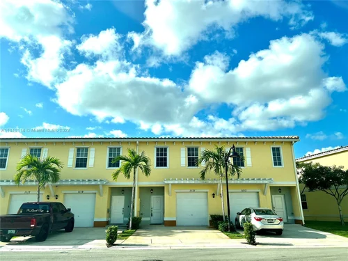 1121 NW 41st Lane, Lauderhill FL 33313