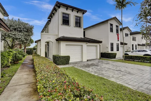 22445 SW 102nd Ave, Miami FL 33190