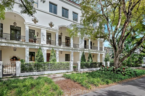 733 Almeria Ave # B, Coral Gables FL 33134