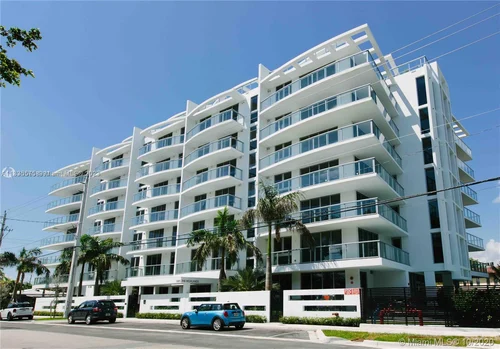 13800 Highland Dr # 206, North Miami Beach FL 33181