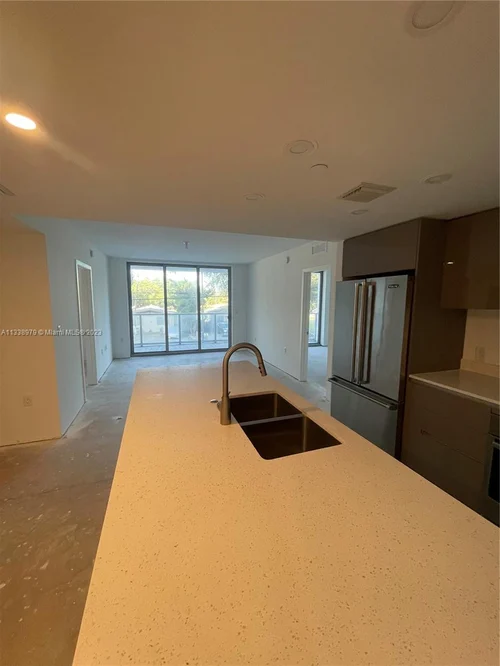13800 Highland Dr # 207, North Miami Beach FL 33181
