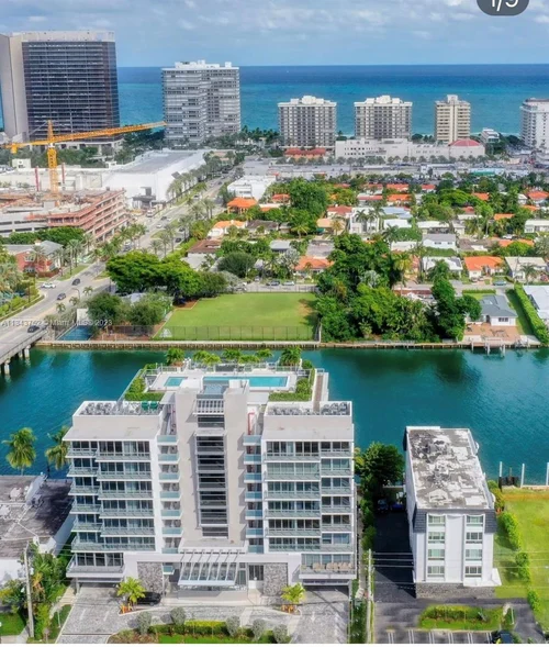 9521 E Bay Harbor Dr # 406, Bay Harbor Islands FL 33154