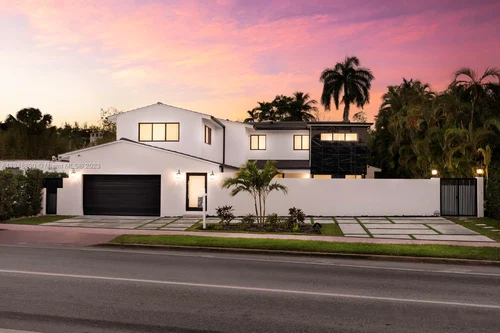 321 W 63rd St, Miami Beach FL 33141