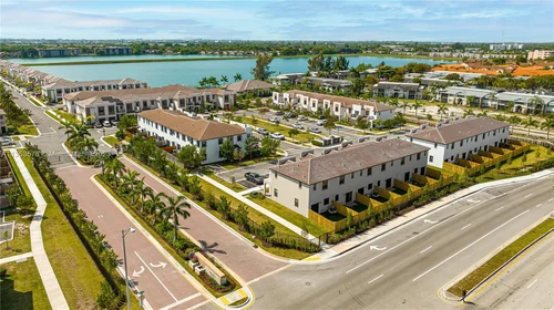 515 NE 208th Ter # 515, Miami FL 33179