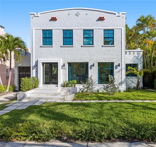 151 NE 43rd St, Miami FL 33137