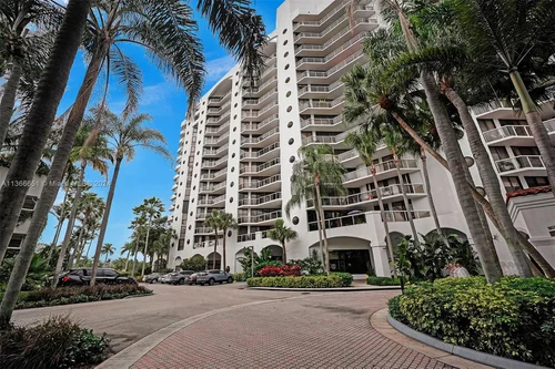 3610 Yacht Club Dr # 1214, Aventura FL 33180