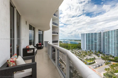 15811 Collins Ave # 1105, Sunny Isles Beach FL 33160