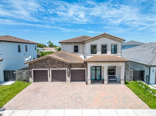 14817 SW 39TH TER, Miami FL 33185