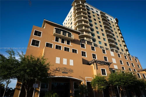 4242 NW 2nd St # 1211, Miami FL 33126