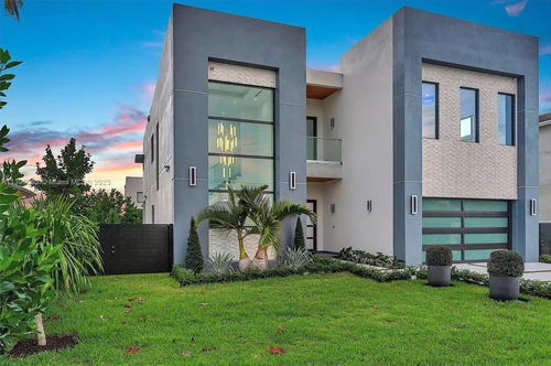 4250 SW 84th Ave, Miami FL 33155