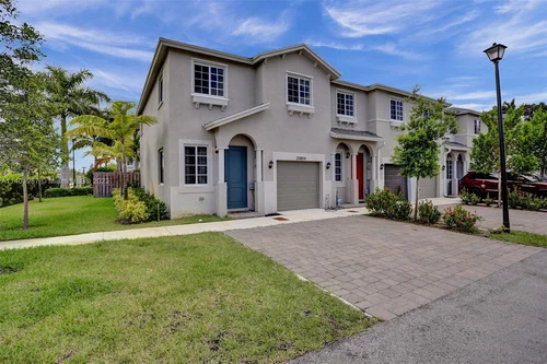20804 NW 13th Ave # 20804, Miami Gardens FL 33169