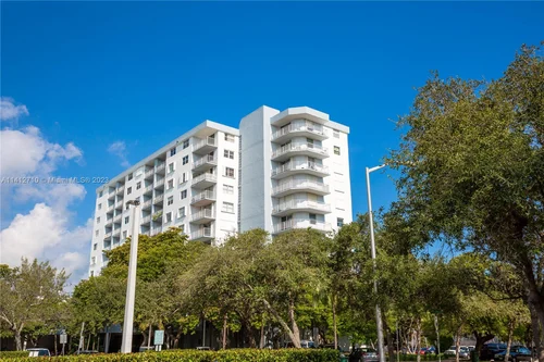 6900 Bay Dr # 6C, Miami Beach FL 33141