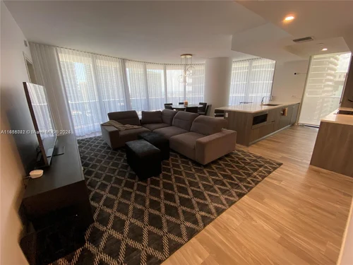 801 S Miami Ave # 2501, Miami FL 33130