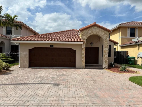 9785 NW 8th Ter, Miami FL 33172