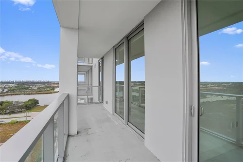 2000 Metropica Way # 1506, Sunrise FL 33323