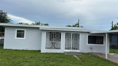 1944 NW 83rd Ter, Miami FL 33147