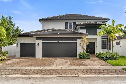 15842 SW 44th STREET, Miami FL 33185
