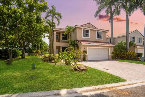 5606 NW 122nd Ter, Coral Springs FL 33076