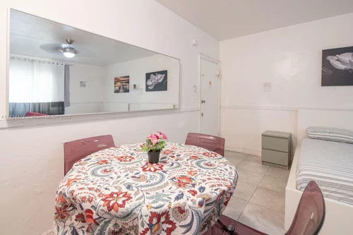 1021 Euclid Ave # 4, Miami Beach FL 33139