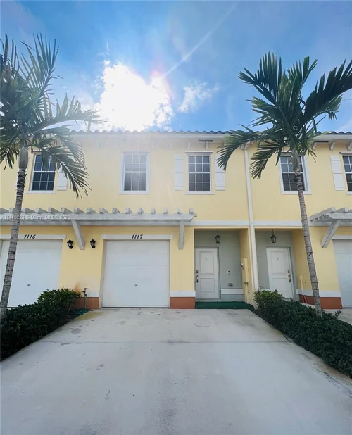 1117 NW 40th Way # 1117, Lauderhill FL 33313