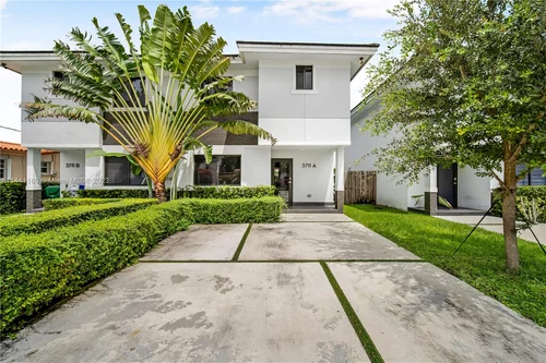 3711 SW 88th Pl # A, Miami FL 33165