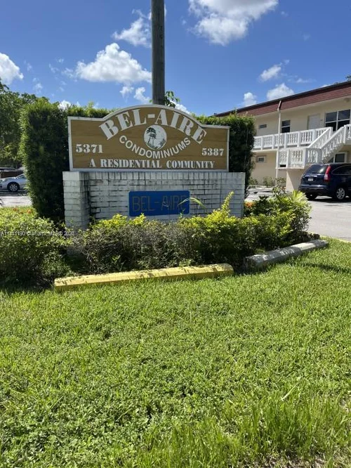 5387 SW 40th Ave # 103, Dania Beach FL 33314