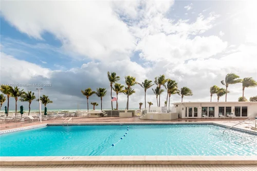 5005 Collins Ave # 808, Miami Beach FL 33140