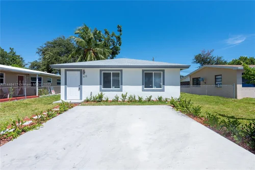 1515 NE 154th St, North Miami Beach FL 33162