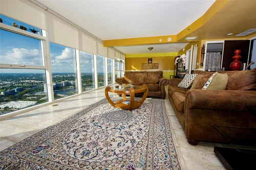 1830 S Ocean Dr # 5107, Hallandale Beach FL 33009